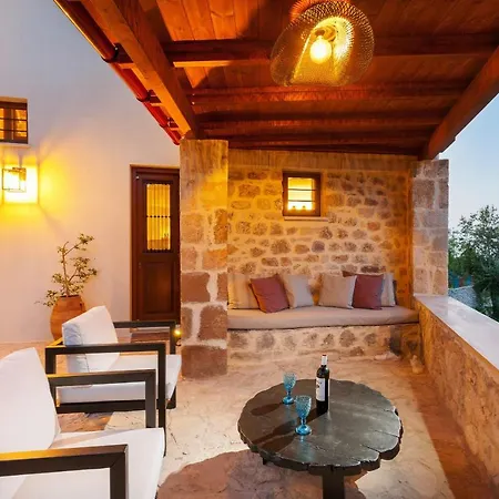 فيلة Ali Vafi's - Heated Jacuzzi & Indoor Pool *